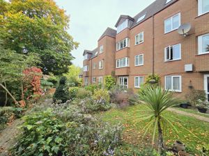 Photo 17- click for photo gallery